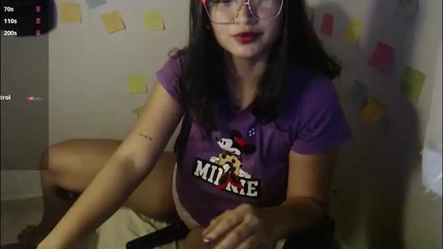 Image 3 of miss_ly_ Stream on Chaturbate on 1 month ago