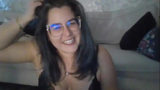 Image 2 of miss_maie Stream on Chaturbate on 19 months ago