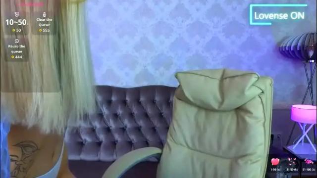 Image 6 of miss_martini Stream on Chaturbate on 2 months ago