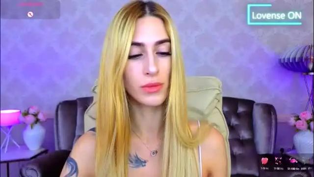 Image 11 of miss_martini Stream on Chaturbate on 1 month ago