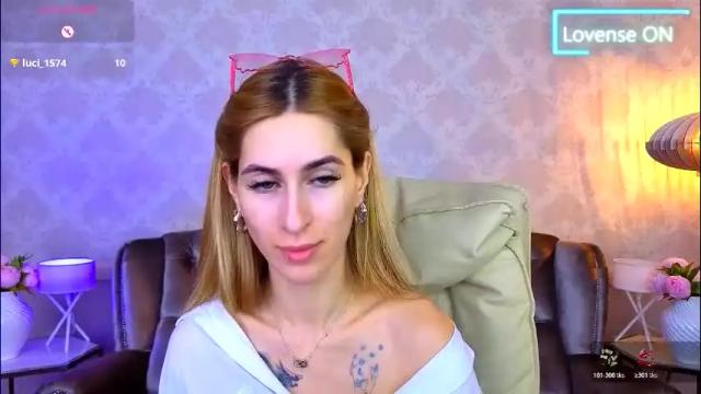 Image 12 of miss_martini Stream on Chaturbate on 3 days ago