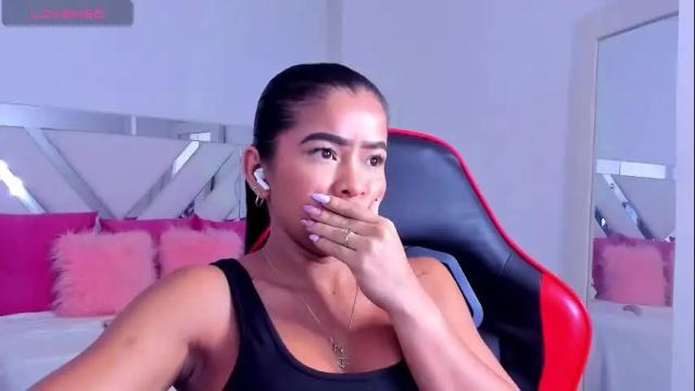 Image 6 of miss_megan__ Stream on Chaturbate on 25 days ago