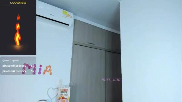 Image 12 of miss_mia_c Stream on Chaturbate on 4 days ago