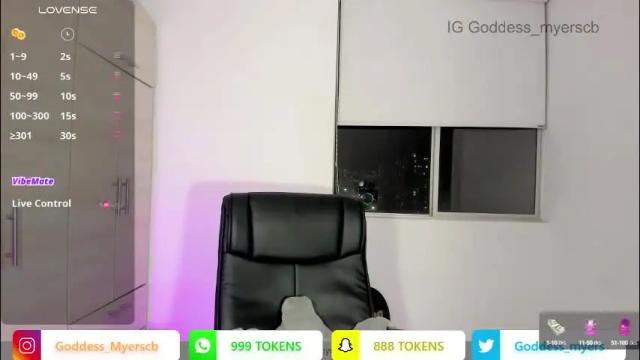 Image 6 of miss_myers Stream on Chaturbate on 2 months ago