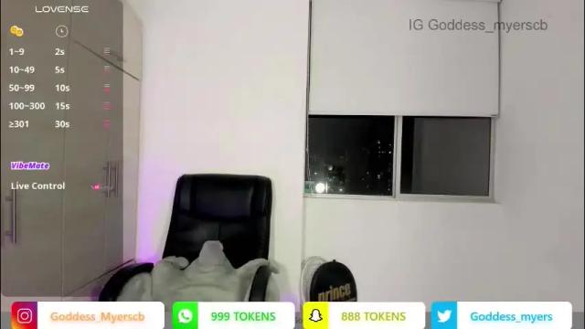 Image 7 of miss_myers Stream on Chaturbate on 2 months ago