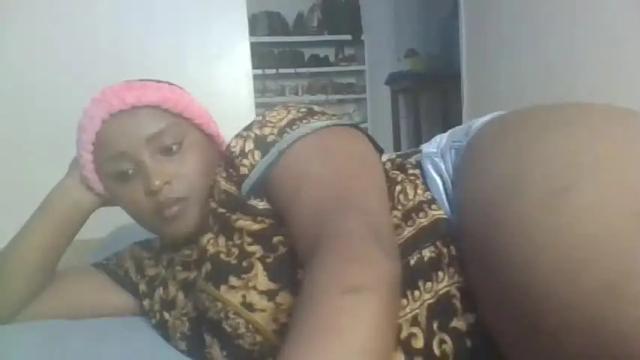 Image 4 of miss_nada Stream on Chaturbate on 16 months ago