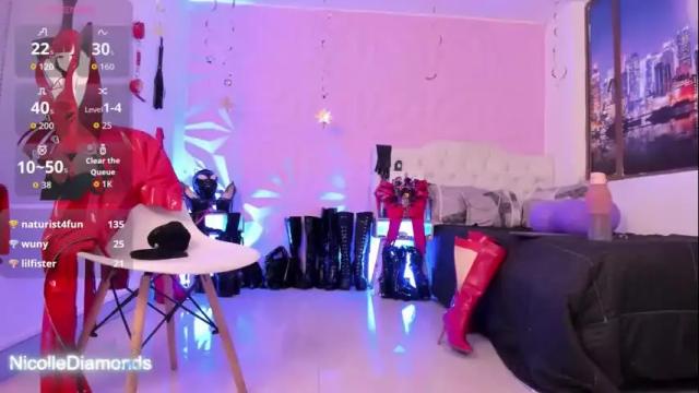 Image 11 of miss_nicolesds Stream on Chaturbate on 1 month ago