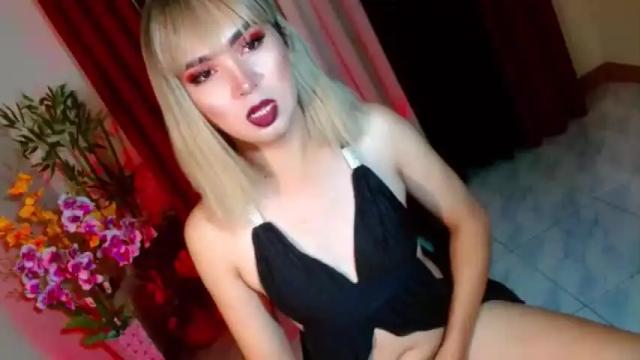 Image 11 of miss_nikkixx91 Stream on Chaturbate on 18 months ago