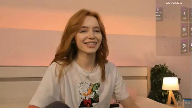 Image 11 of miss_redfox Stream on Chaturbate on 26 days ago