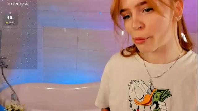 Image 4 of miss_redfox Stream on Chaturbate on 11 days ago