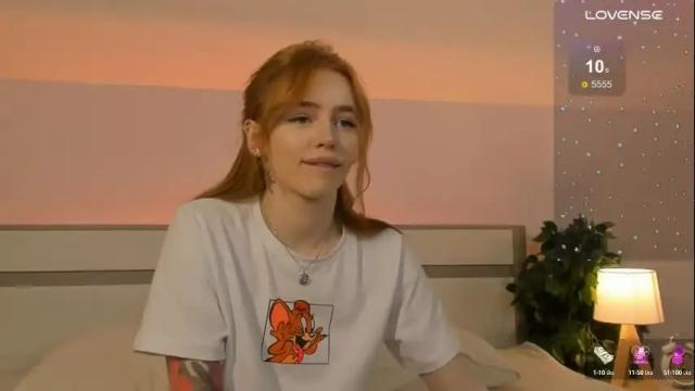Image 12 of miss_redfox Stream on Chaturbate on 10 days ago