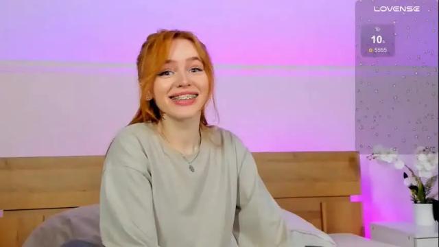 Image 6 of miss_redfox Stream on Chaturbate on 8 days ago