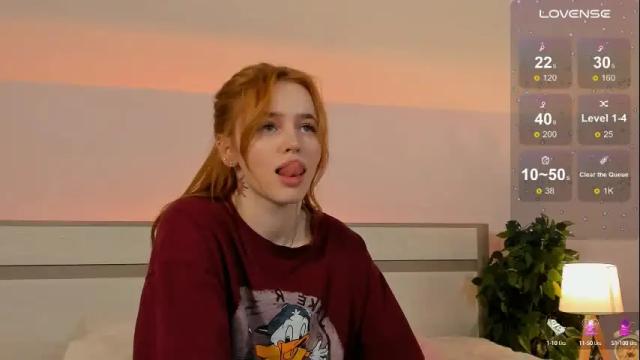 Image 2 of miss_redfox Stream on Chaturbate on 7 days ago