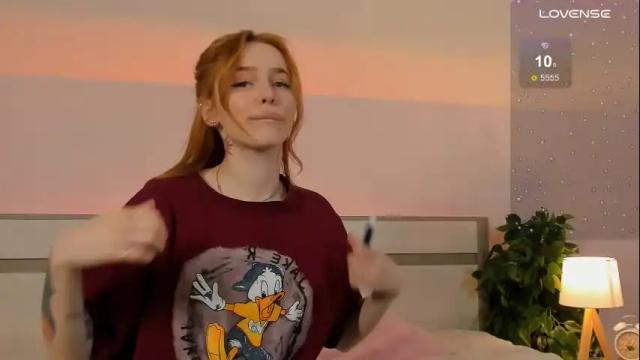 Image 3 of miss_redfox Stream on Chaturbate on 7 days ago