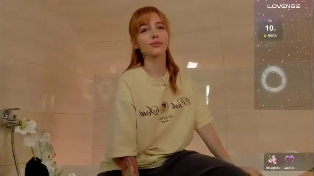 Image 3 of miss_redfox Stream on Chaturbate on 1 month ago
