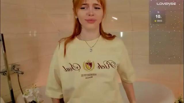 Image 6 of miss_redfox Stream on Chaturbate on 1 month ago