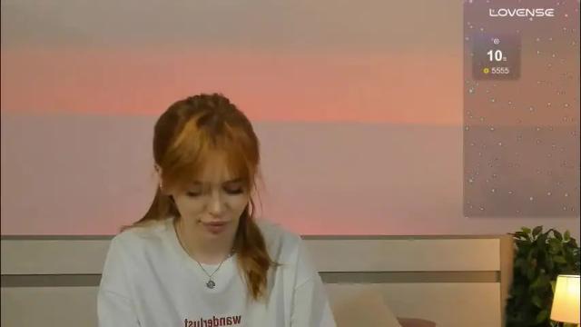 Image 4 of miss_redfox Stream on Chaturbate on 1 month ago
