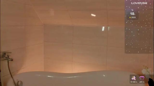 Thumbnail 2, miss_redfox's Stream at Chaturbate, 1 month ago