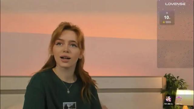 Image 2 of miss_redfox Stream on Chaturbate on 6 days ago