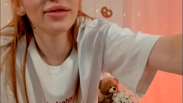 Image 12 of miss_redfox Stream on Chaturbate on 1 month ago