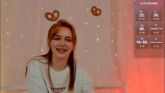 Image 3 of miss_redfox Stream on Chaturbate on 1 month ago