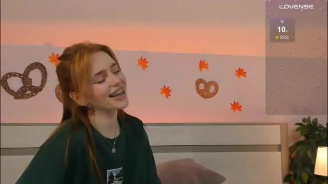 Image 11 of miss_redfox Stream on Chaturbate on 1 month ago