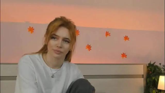 Image 12 of miss_redfox Stream on Chaturbate on 1 month ago