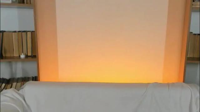 Image 3 of miss_redfox Stream on Chaturbate on 1 month ago