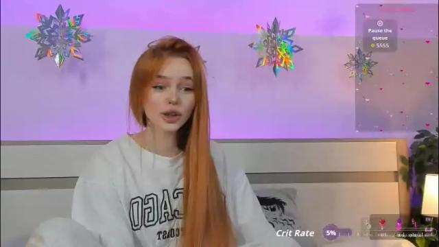 Image 6 of miss_redfox Stream on Chaturbate on 25 days ago