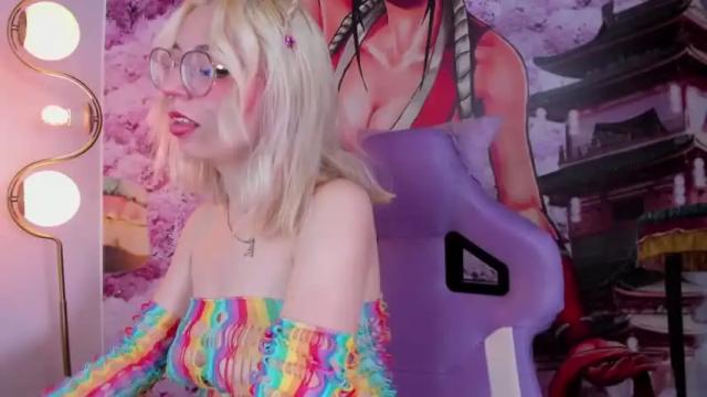 Image 4 of miss_romyna Stream on Chaturbate on 14 months ago