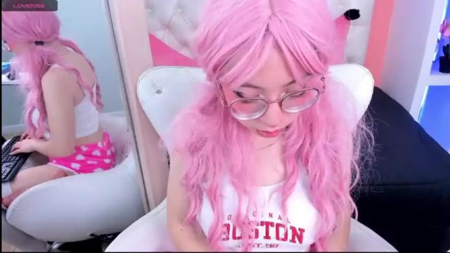Image 11 of miss_romyna Stream on Chaturbate on 13 months ago
