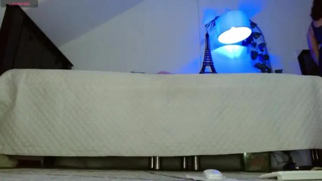 Image 10 of miss_rouss22 Stream on Chaturbate on 13 months ago