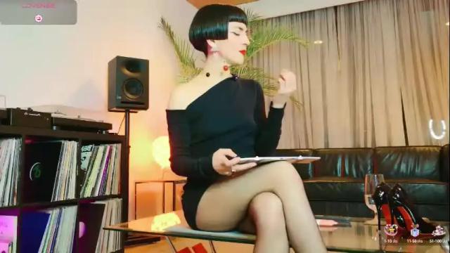 Image 3 of miss_satori_rose Stream on Chaturbate on 1 month ago
