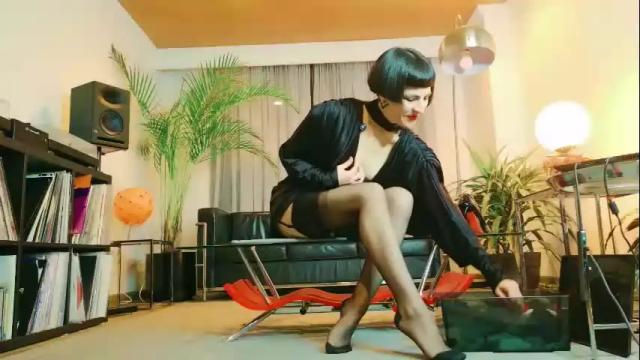 Image 2 of miss_satori_rose Stream on Chaturbate on 1 month ago