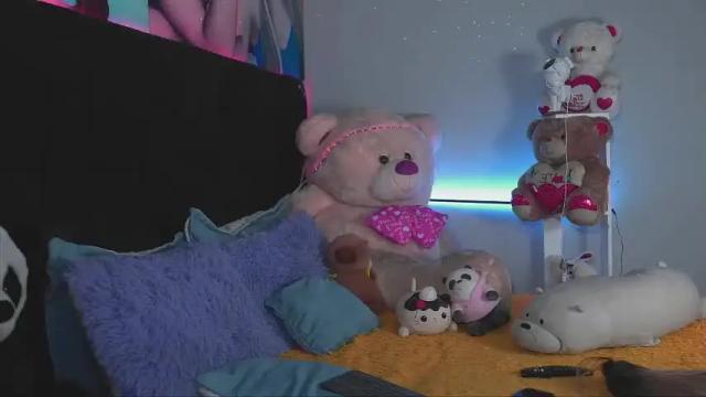 Thumbnail 1, miss_sophie98's Stream at Chaturbate, 14 months ago