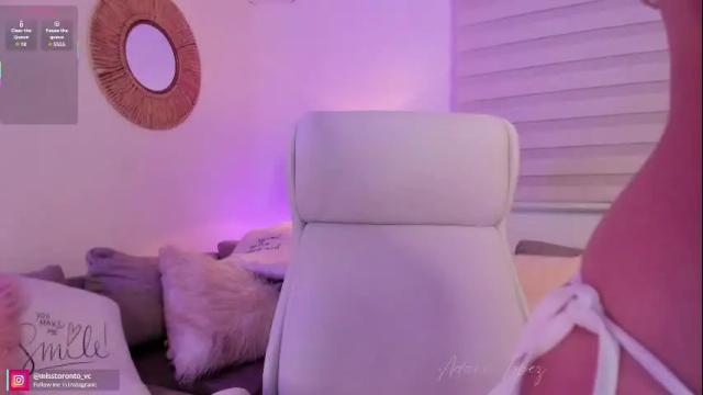 Image 6 of miss_toronto Stream on Chaturbate on 1 month ago