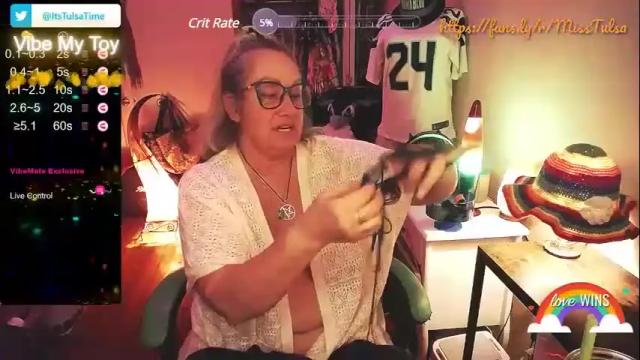Image 3 of miss_tulsa Stream on Chaturbate on 23 months ago