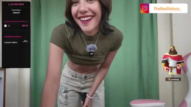 Image 2 of miss_valuns Stream on Chaturbate on 14 months ago