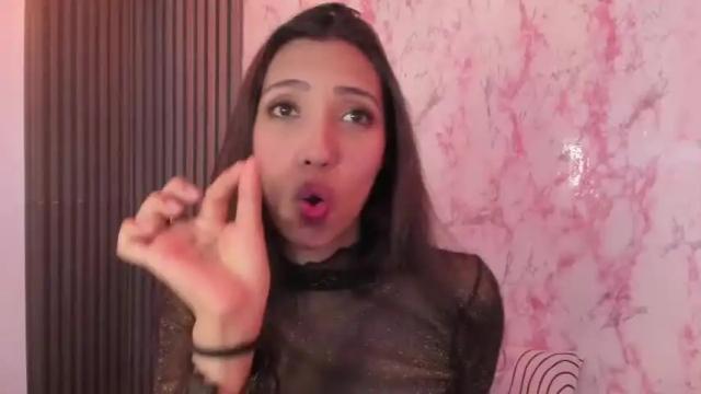 Image 12 of miss_veronicaa Stream on Chaturbate on 12 months ago