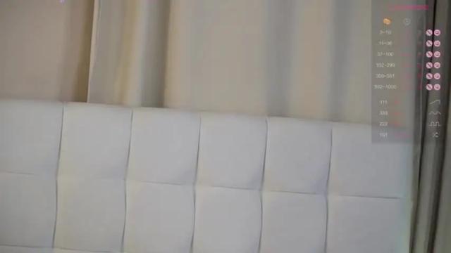 Image 2 of miss_viktoria Stream on Chaturbate on 13 months ago