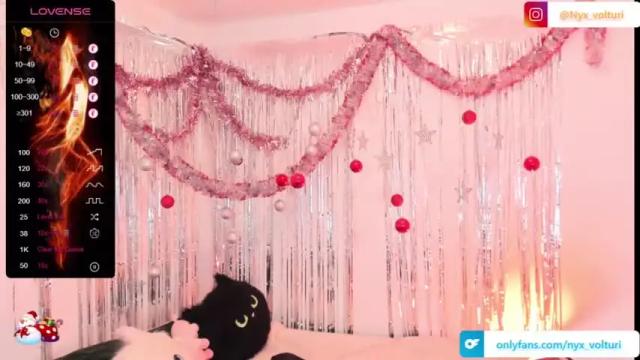Image 11 of miss_volturi Stream on Chaturbate on 16 months ago
