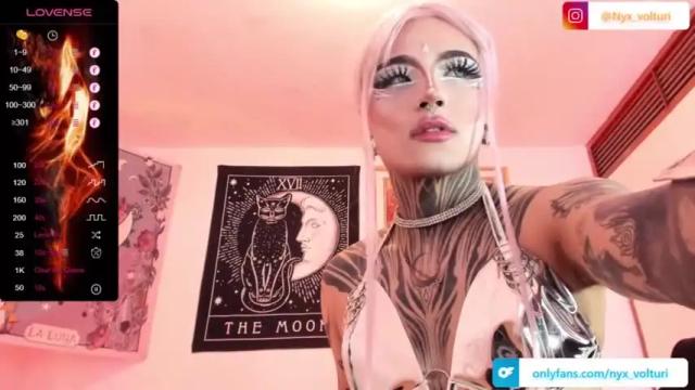 Image 6 of miss_volturi Stream on Chaturbate on 15 months ago