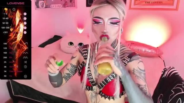 Image 4 of miss_volturi Stream on Chaturbate on 15 months ago