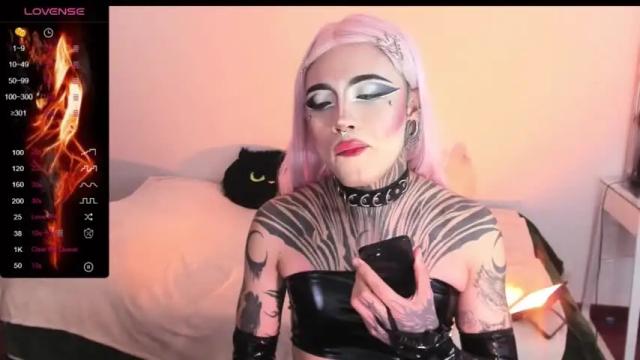 Image 12 of miss_volturi Stream on Chaturbate on 13 months ago