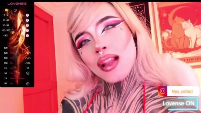 Image 6 of miss_volturi Stream on Chaturbate on 15 months ago