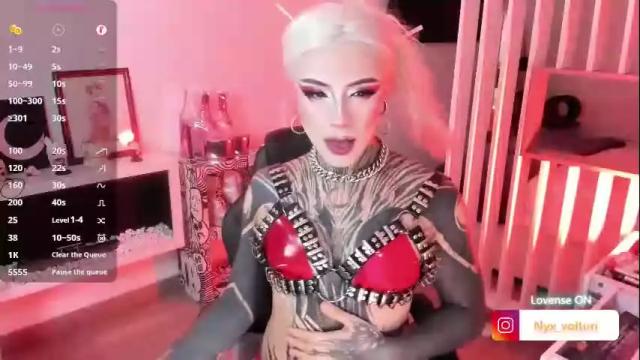 Image 2 of miss_volturi Stream on Chaturbate on 8 days ago