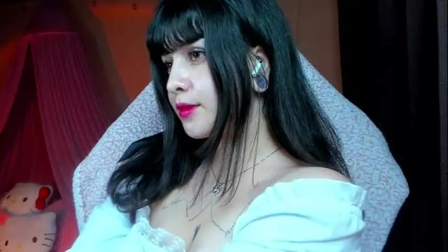 Image 10 of miss_yasmin Stream on Chaturbate on 1 month ago