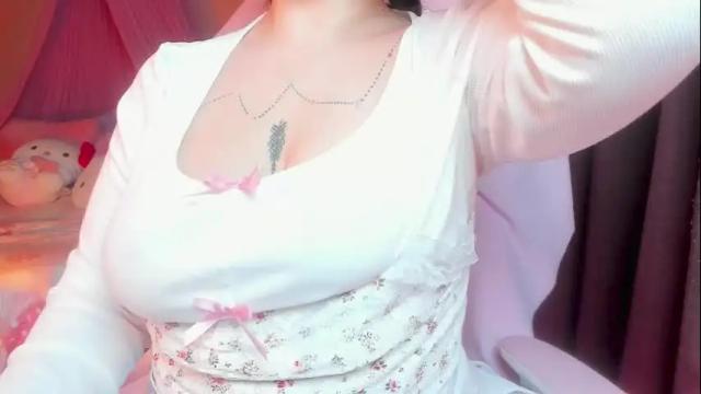 Image 4 of miss_yasmin Stream on Chaturbate on 1 month ago