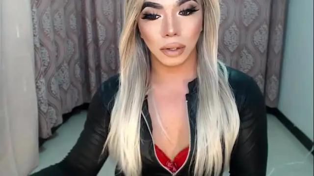 Image 2 of missaira69 Stream on Chaturbate on 1 month ago