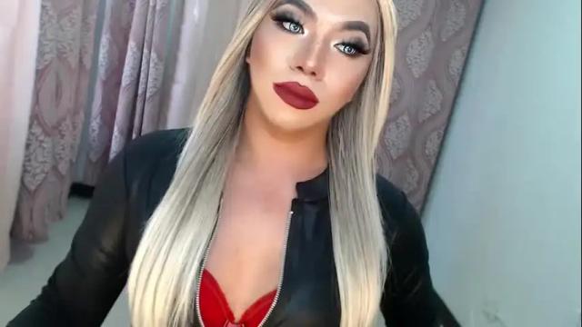 Image 2 of missaira69 Stream on Chaturbate on 1 month ago